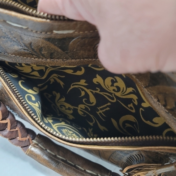 Leaders in Leather Handtooled Classic Tooled Shoulder Bag Medium Braided Strap - Picture 12 of 12
